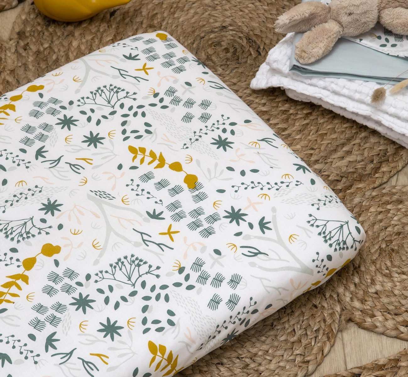 Yukari Baby Fitted Sheet - Limited Edition | Kadolis Canada