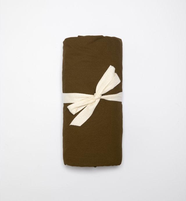 Crib fitted sheet in organic washed cotton percale | Kadolis Canada